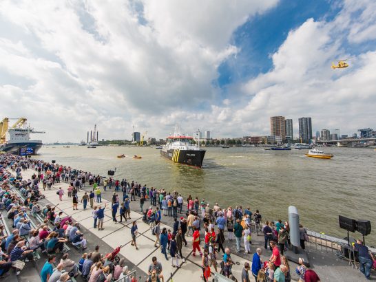Spectaculaire beelden van Ferdinand op bezoek bij Nederlands Loodswezen